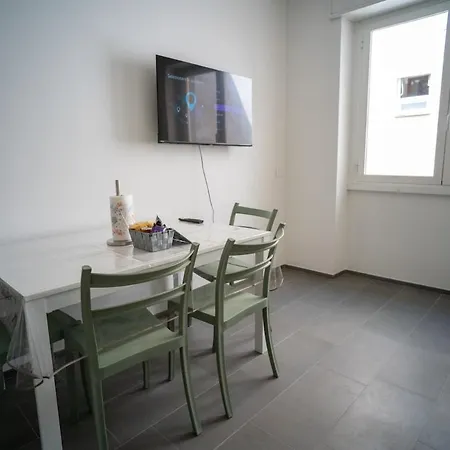 Appartamento 15 Nevoso Palace Milano